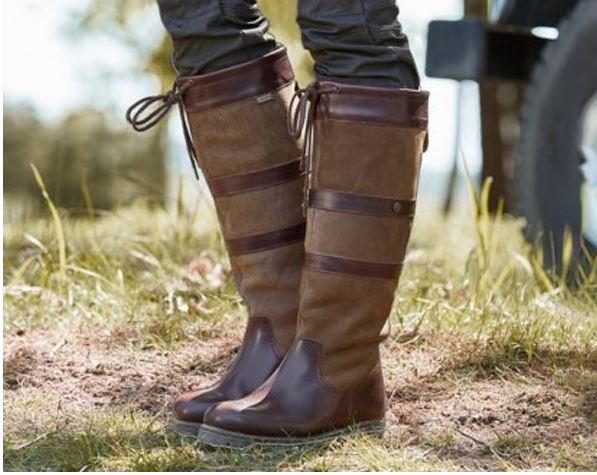 How to Find the Right Country Boots at the Right Price